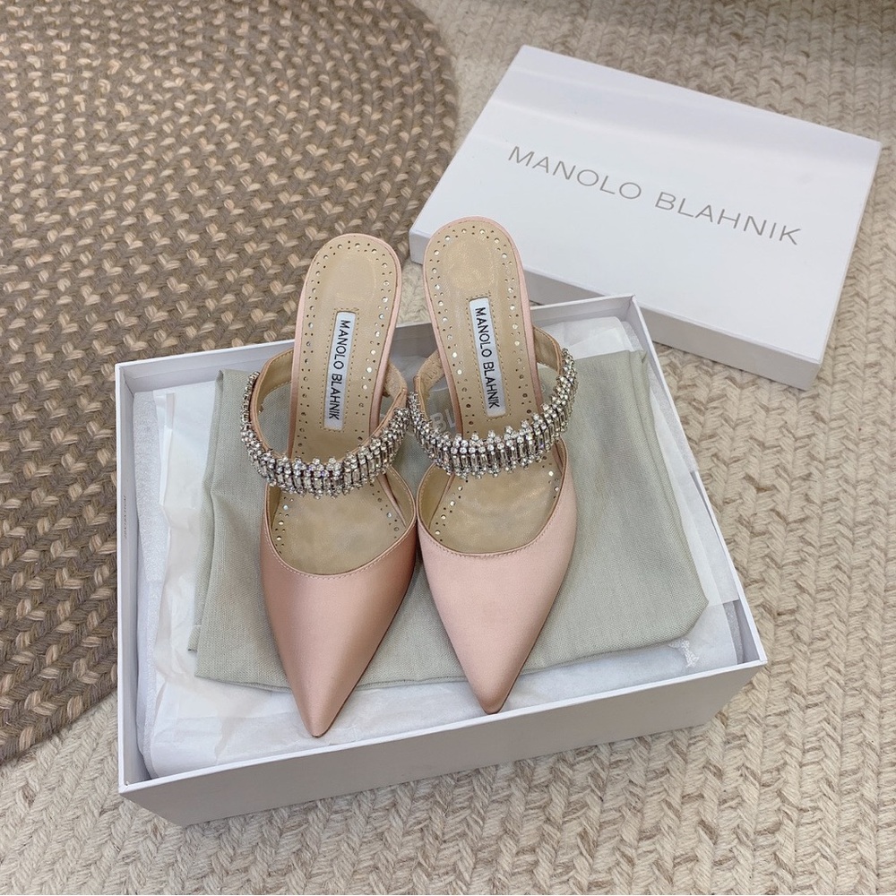 Manolo Blahnik Blush Pink Satin Pointed Crystal-Embellished Mule - Picture 1 of 8